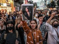 مہسا امینی کا قتل اور ایرانی عوام کی مزاحمت