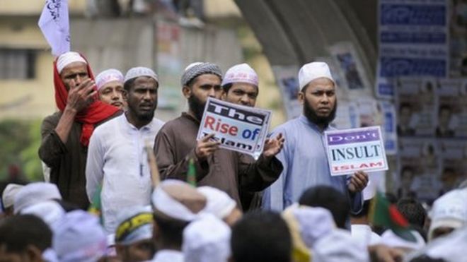 بنگلہ دیش: انتہا پسندوں کا  پادری  پر قاتلانہ حملہ